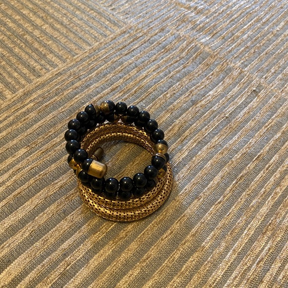 Jewelry - Picture 3 of 3